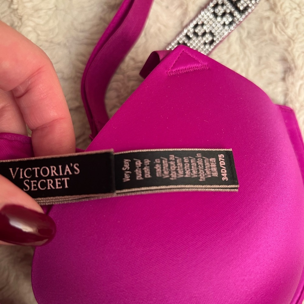 Victoria Secret Purple Rhinestone Bra - Picture 2 of 7